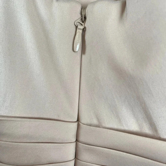 BCBGMaxAzria ‘Palais’ One Shoulder Formal Nude Dress Pleated /Draped details - 4 - Picture 9 of 10